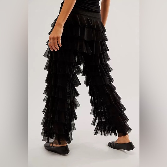 NWT Wide Leg Ruffle Pant - Picture 3 of 3